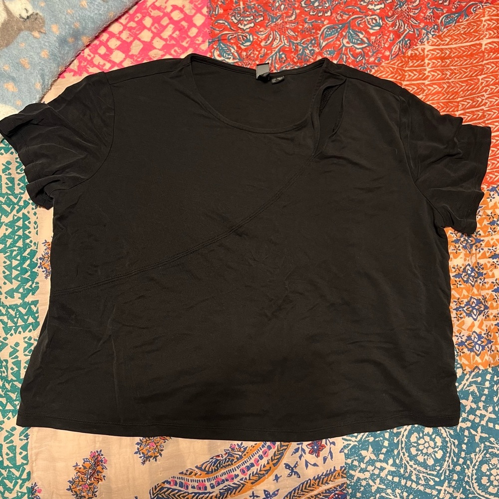 Volcom cutout tee 🪐